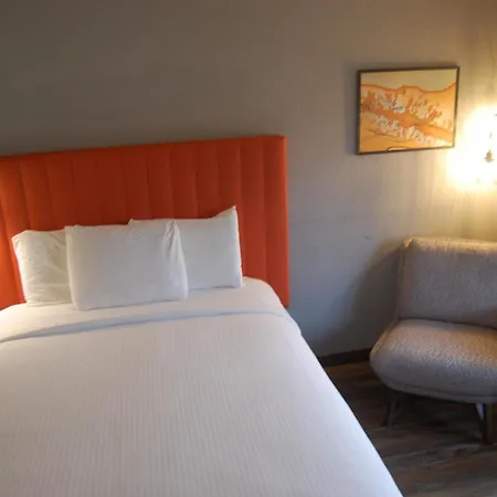 Vacation Lodge-3