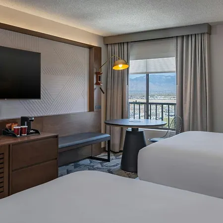 Sheraton Albuquerque Airport Hotel-3