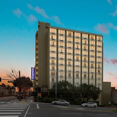 Comfort Inn By The Bay-2