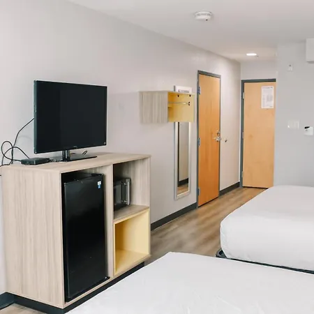 Microtel Inn & Suites By Wyndham Gulf Shores-2