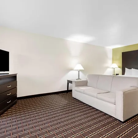 Super 8 By Wyndham La Crosse-2