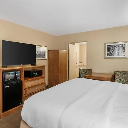 Best Western Charleston Inn-3