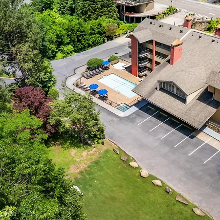 Gatlinburg River Inn-2