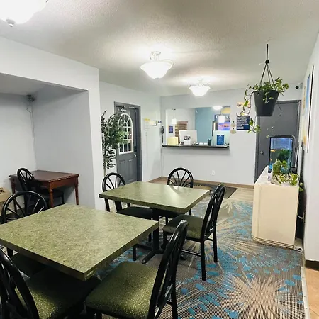 Days Inn By Wyndham Jamestown-3