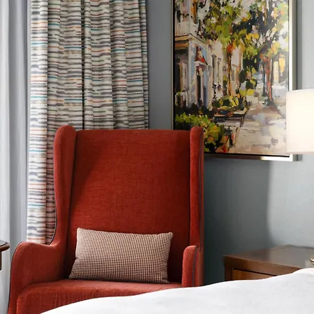 Hilton Garden Inn Charleston Waterfront/Downtown-2
