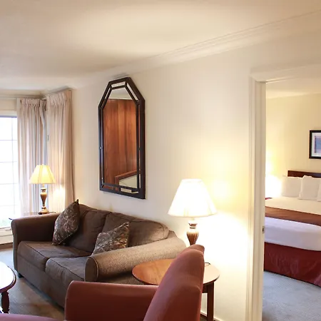 The Inn At Tallgrass-3