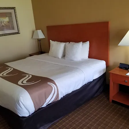 Wilkes-Barre Inn & Suites-3