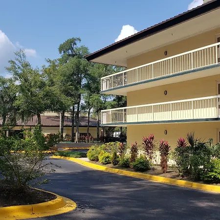 Simple Rewards Inn-3