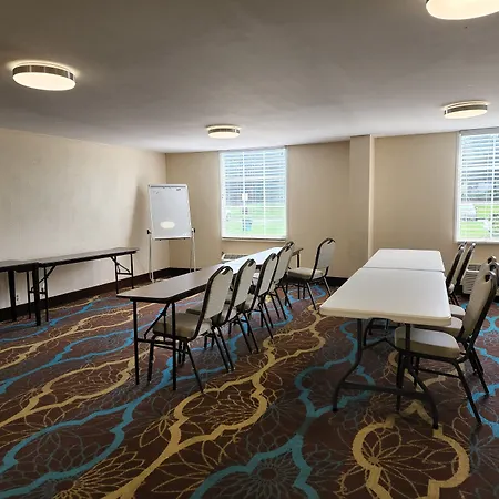 Red Roof Inn Knoxville-3