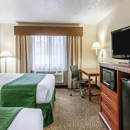 Quality Inn Downtown Convention Center-2
