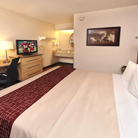 Red Roof Inn Dayton North Airport-2