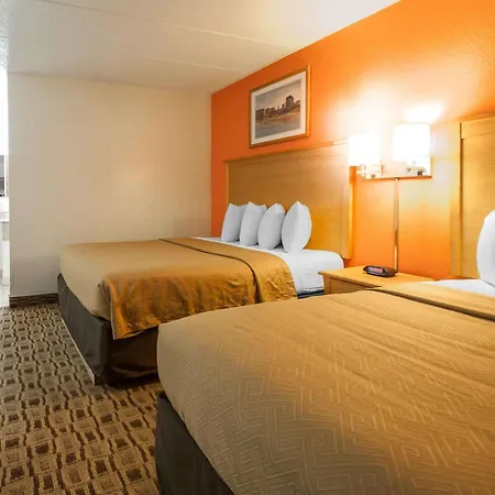 Econo Lodge Kansas City Downtown North-3