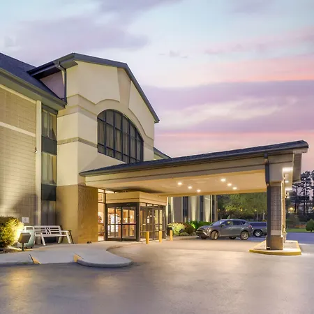 Best Western Plus Knoxville Cedar Bluff-2