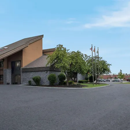 Quality Inn Toledo Westgate-3
