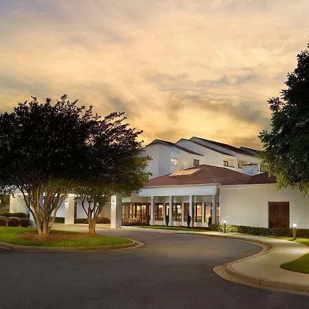 Courtyard By Marriott Atlanta Executive Park/Emory-2