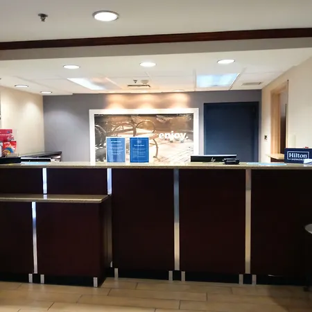 Hampton Inn & Suites Kokomo-2