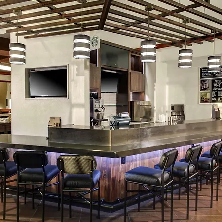 Hyatt Place Denver Airport-3