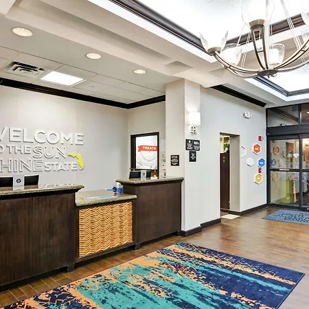 Hampton Inn & Suites Boynton Beach-2