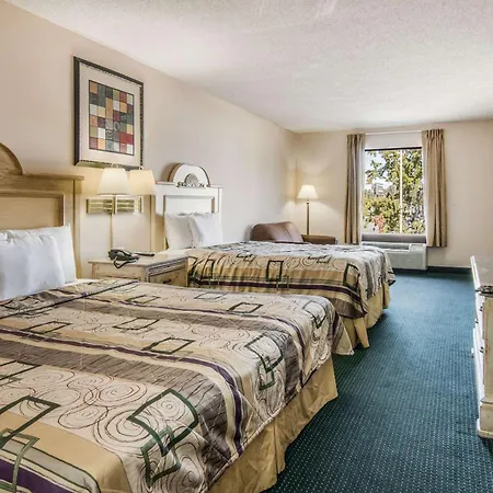 Rodeway Inn & Suites Dublin-2