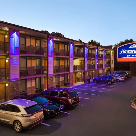 Howard Johnson By Wyndham Pigeon Forge-2