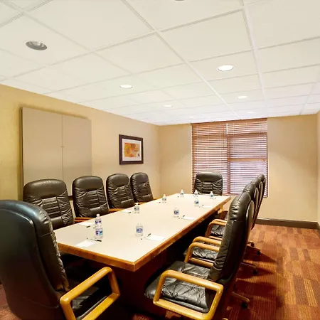 Wingate By Wyndham Raleigh Durham / Airport-3