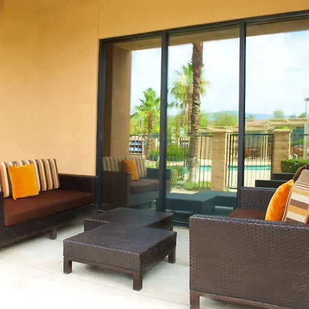 Courtyard Palm Desert-3