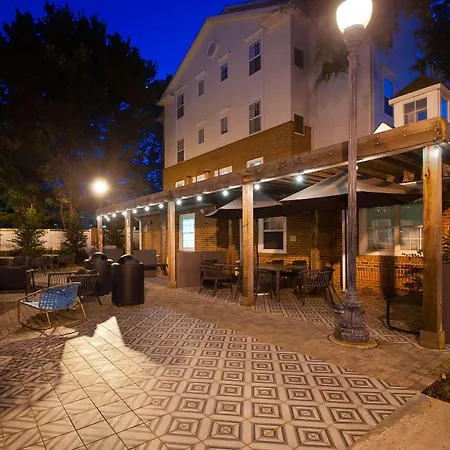 Sonesta Simply Suites Falls Church-2