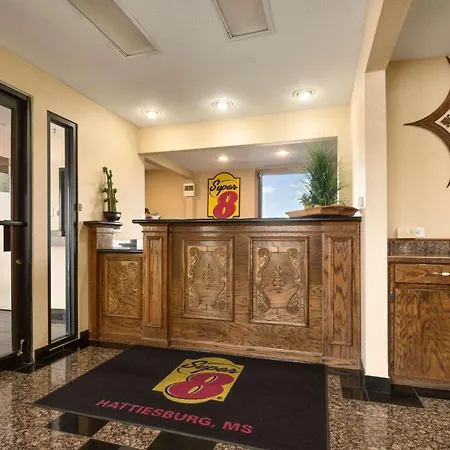 Super 8 By Wyndham Hattiesburg North - University Area-3