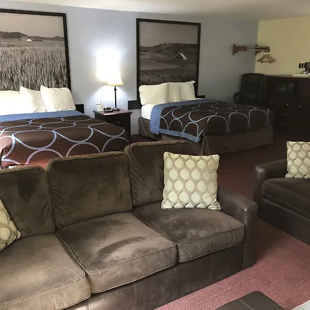 Super 8 By Wyndham Lewiston-2