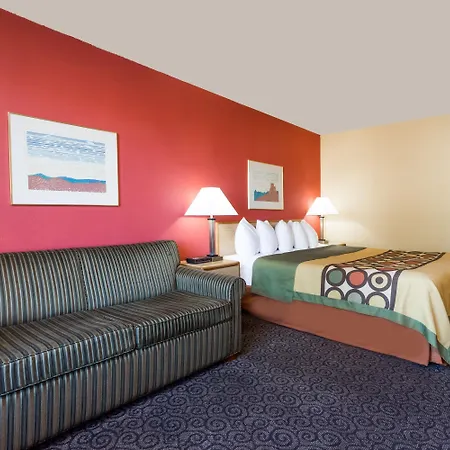 Super 8 By Wyndham Appleton-3