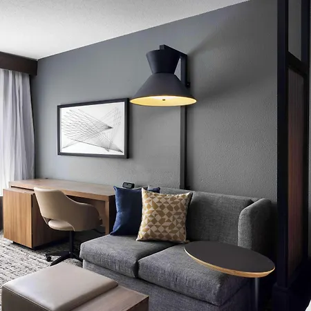 Hyatt Place Charlotte Airport/Lake Pointe-3