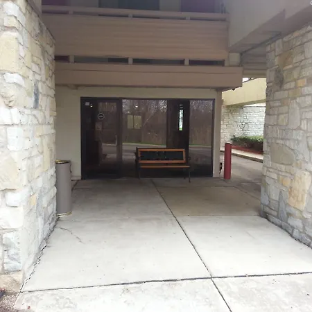 Americas Best Value Inn & Suites Monroe-2