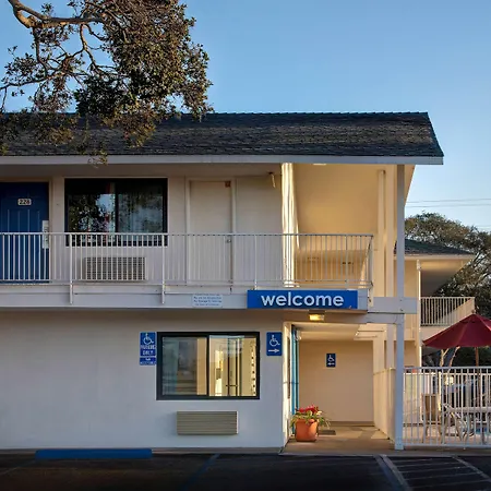 Vagabond Inn Monterey, Ca-3