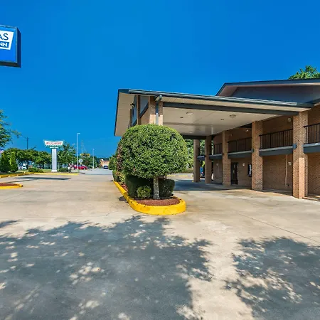 Americas Best Value Inn Stockbridge-2