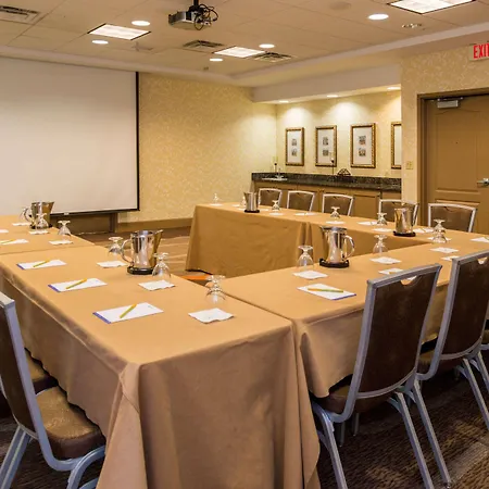 Hilton Garden Inn Charlottesville-2