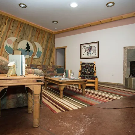 Diamondstone Guest Lodges-2