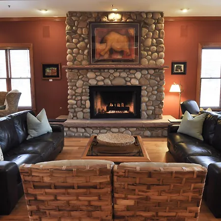 The Bradley Boulder Inn-3