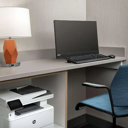 Hampton Inn Baltimore-Downtown-Convention Center-2