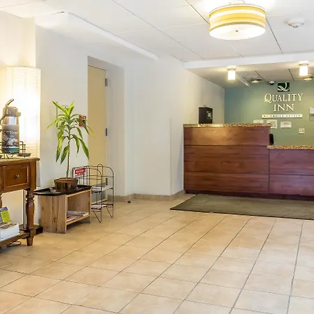 Quality Inn Flamingo-3