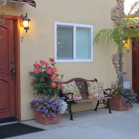 Leucadia Beach Inn-2