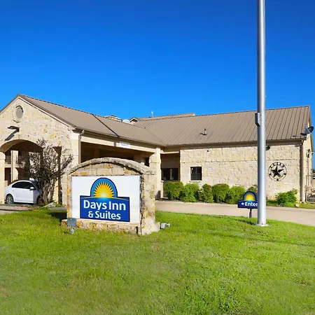 Days Inn & Suites By Wyndham Llano-2