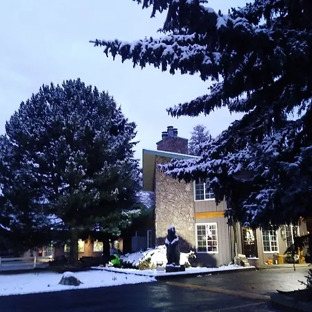 Chalet Inn-3