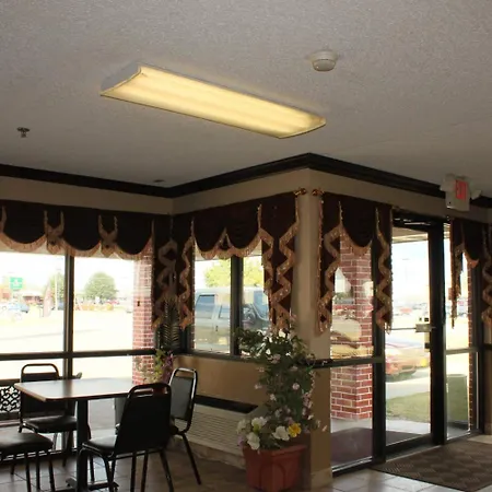 Holiday Lodge-3