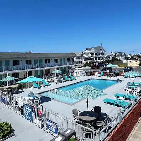 The Jetty Motel-3