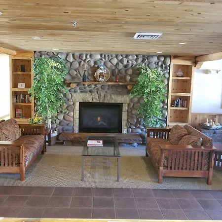 River Canyon Lodge-2
