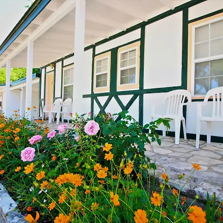 Peach Tree Inn & Suites-3