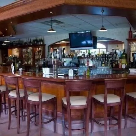Winnapaug Inn-2