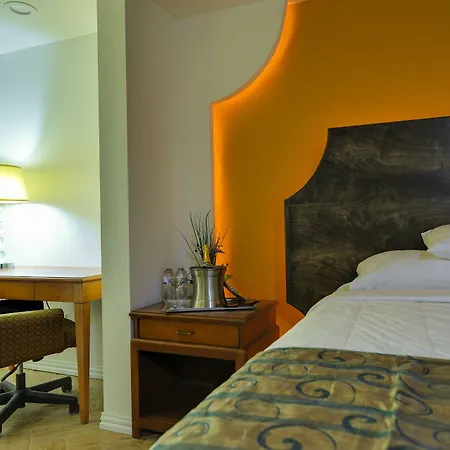 Romantic Inn & Suites-2