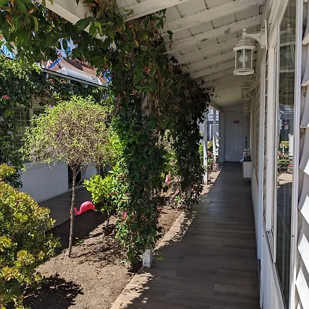 El Rancho Motel-2