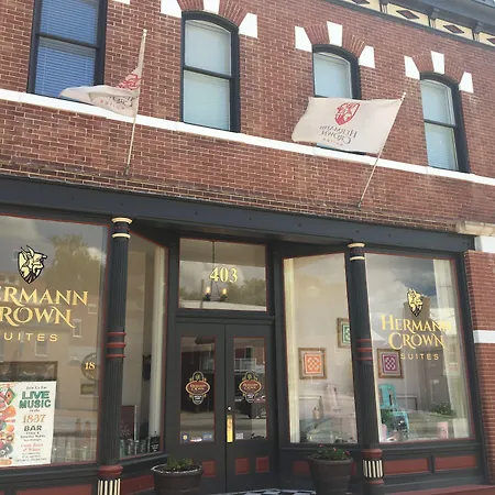 Hermann Crown Suites-3